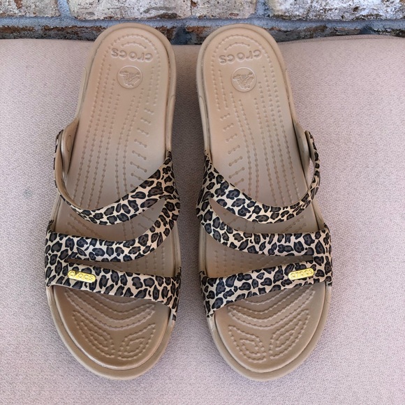 Crocs Patricia Tan Brown Leopard Wedge Slip On Sandals Women's Size 10 - Picture 2 of 13